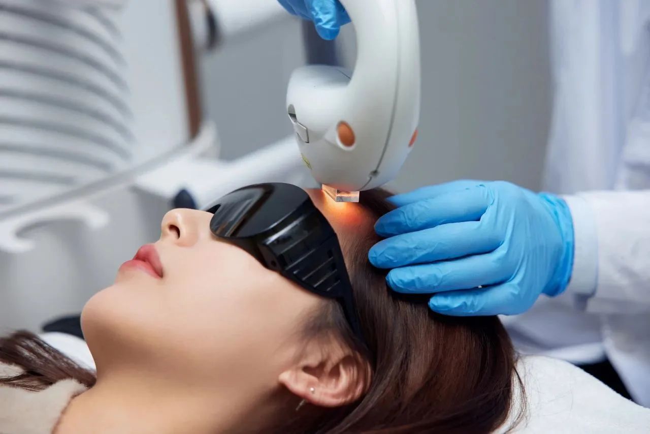 The Ultimate Guide to Energy-Based Skin Treatments for Beginners