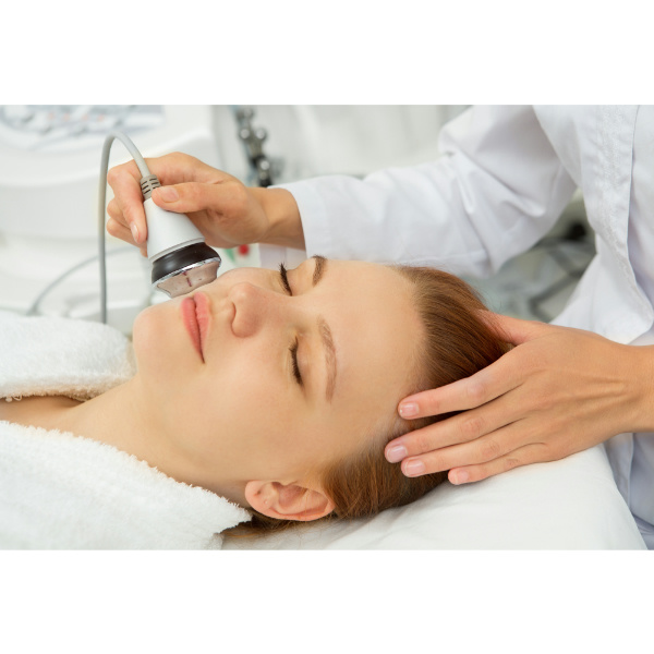 How to Choose the Right At-Home Beauty Device? A Complete Guide